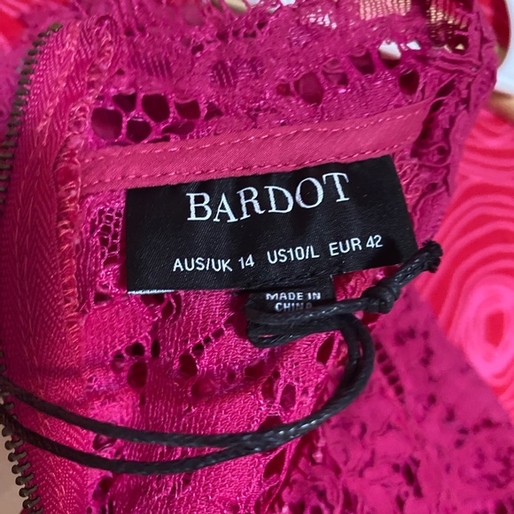 Bardot Lace Panel dark pink size 10. - Picture 5 of 8